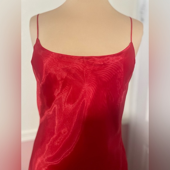 Vintage Gown - Picture 2 of 16